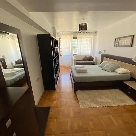 Piso En El Centro De Parking Incluido Apartamento *