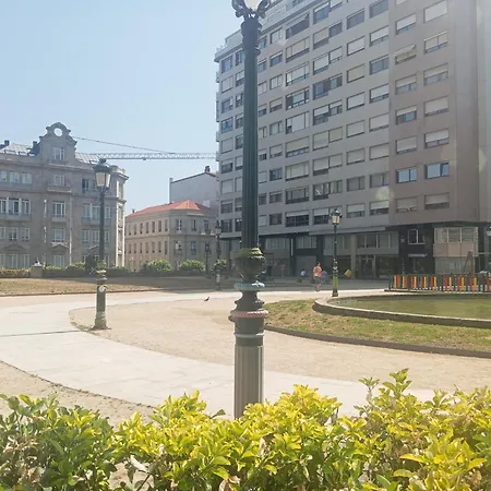 Piso En El Centro De Parking Incluido * Vigo